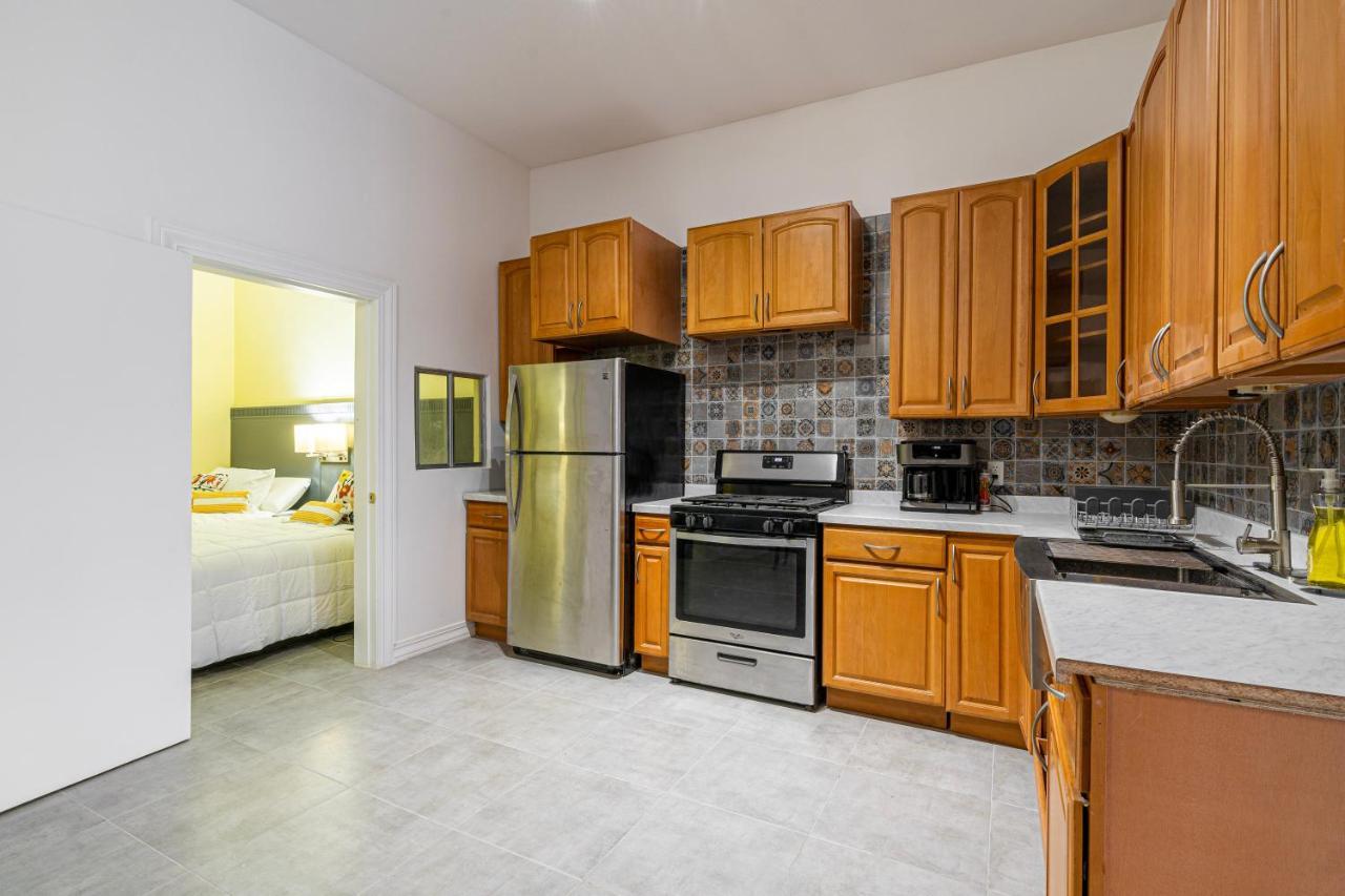 2 Br/ 1 Ba Home, Sleeps 10, 1 Min Walk To Rosarito Beach Exterior foto